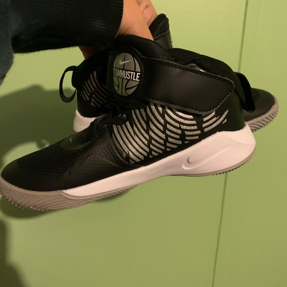 Kids shoes